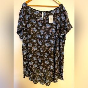 Torrid 3X Blue Black floral blouse top, flutter sleeve
